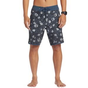 Quiksilver Highlite Scallop 19" Boardshorts, Sz 40, Midnight Navy New With Tags
